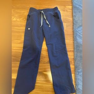 FIGS Women’s Navy Kade Petite Cargo Scrub Pants XXS